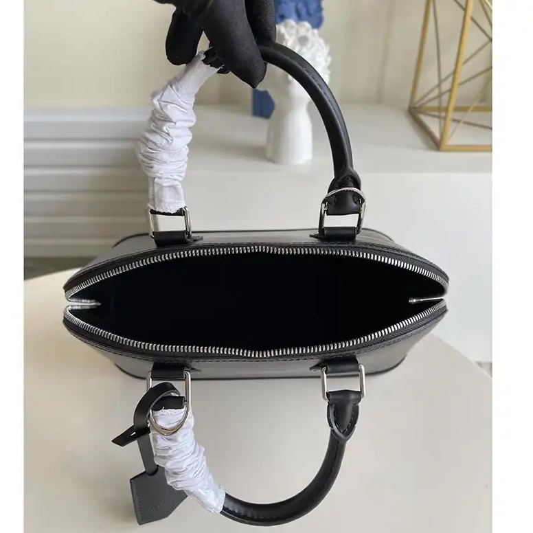 s Bags 2108YA0029 LV 0724